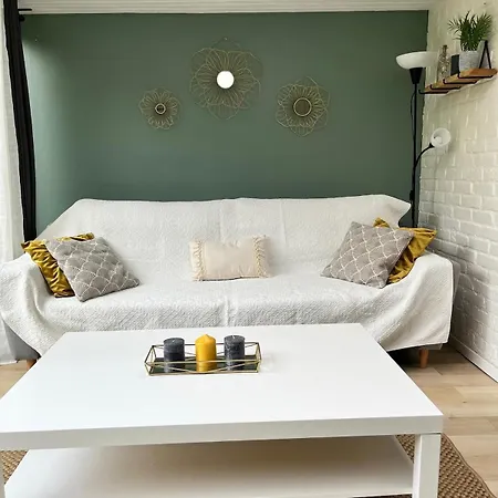 Rez-de-jardin Proche Lille Apartment *